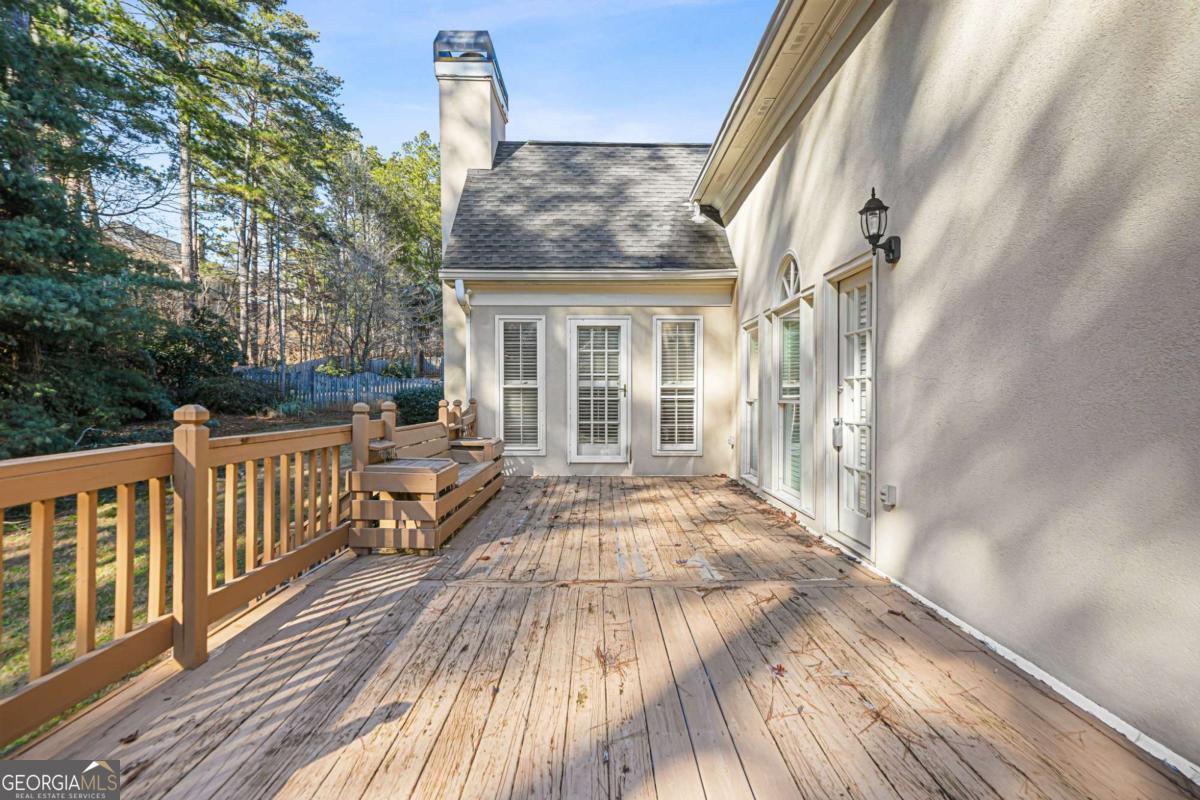 9800 Foxworth Drive Alpharetta GA 30022