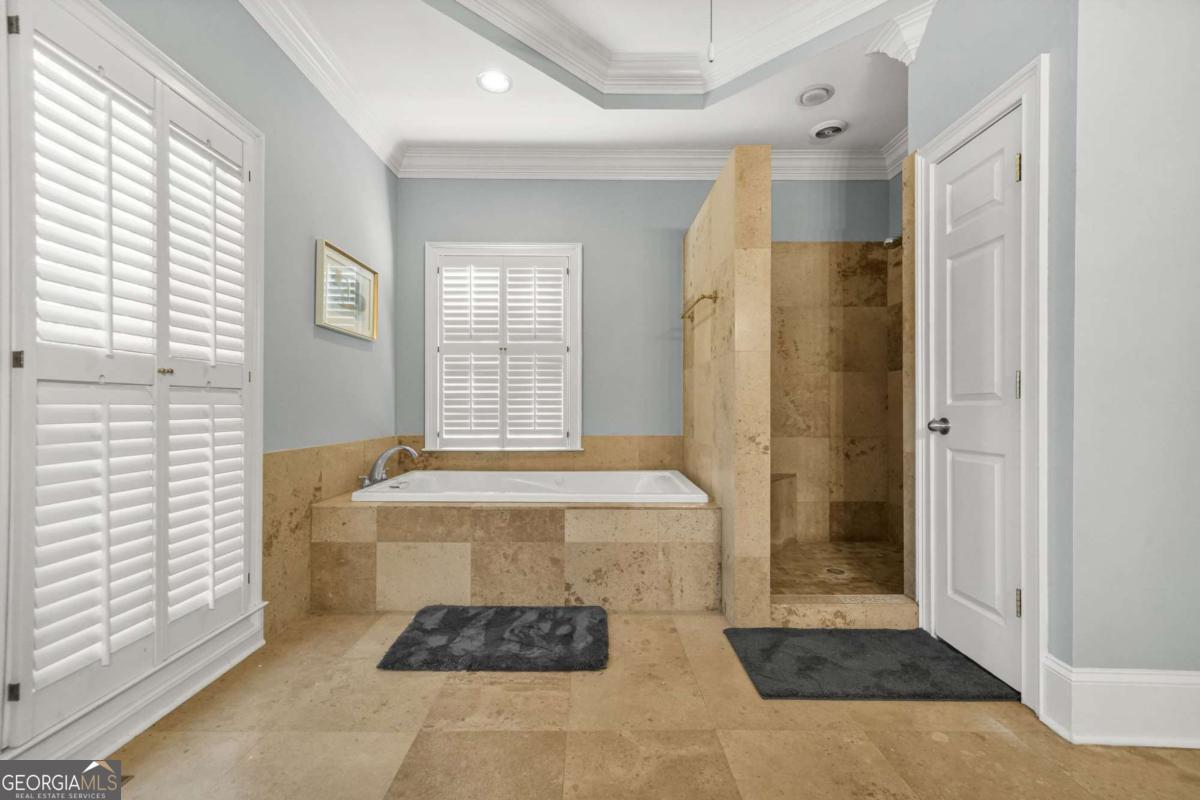 9800 Foxworth Drive Alpharetta GA 30022