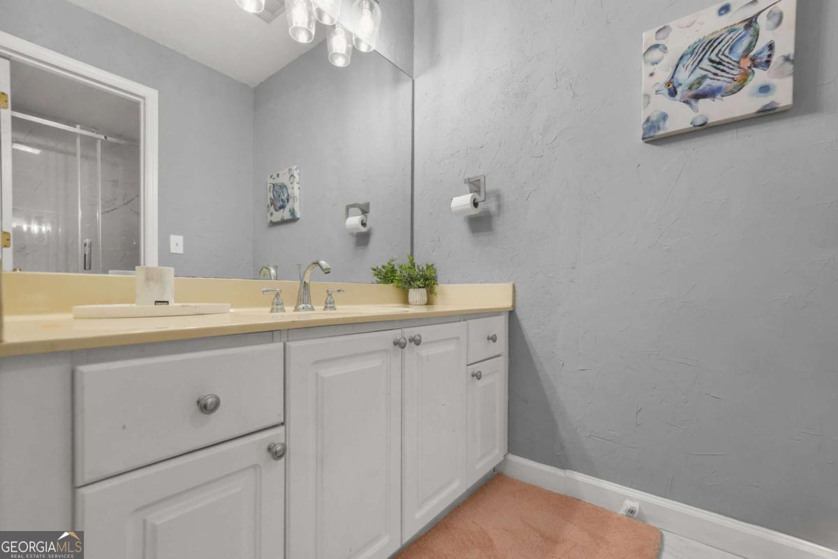 9800 Foxworth Drive Alpharetta GA 30022