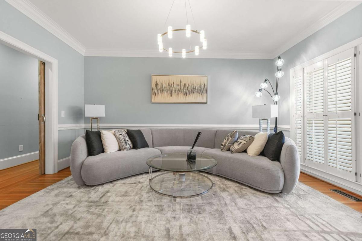 9800 Foxworth Drive Alpharetta GA 30022