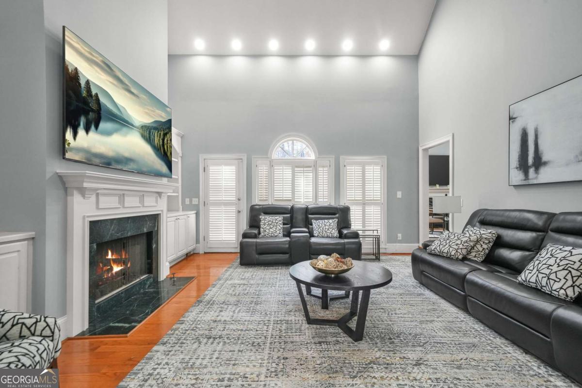 9800 Foxworth Drive Alpharetta GA 30022