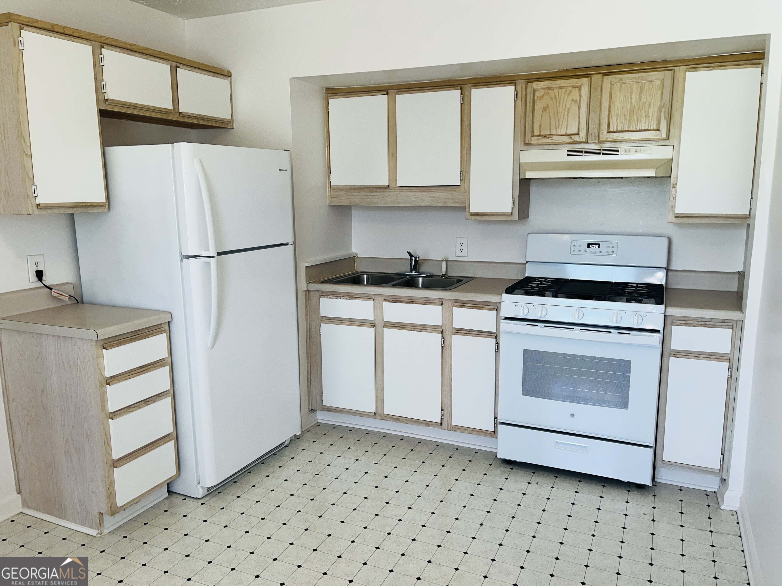 47 Robinson Street Newnan GA 30263