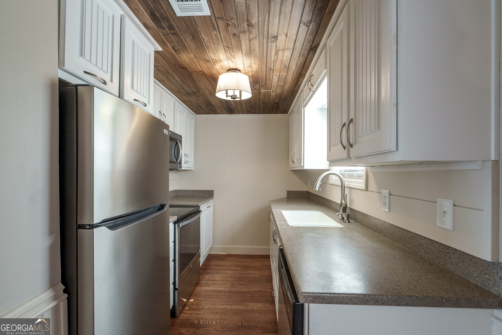 384 Arrowhead Trail Eatonton GA 31024