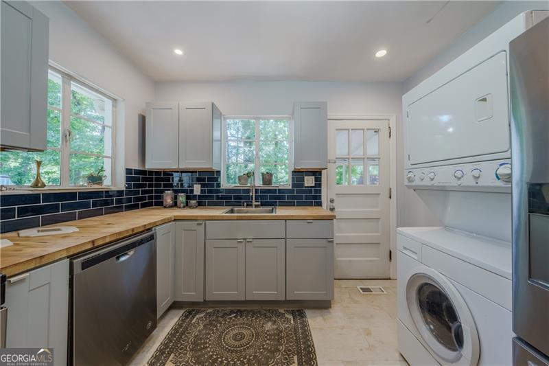 1920 W Forrest Avenue Atlanta GA 30344