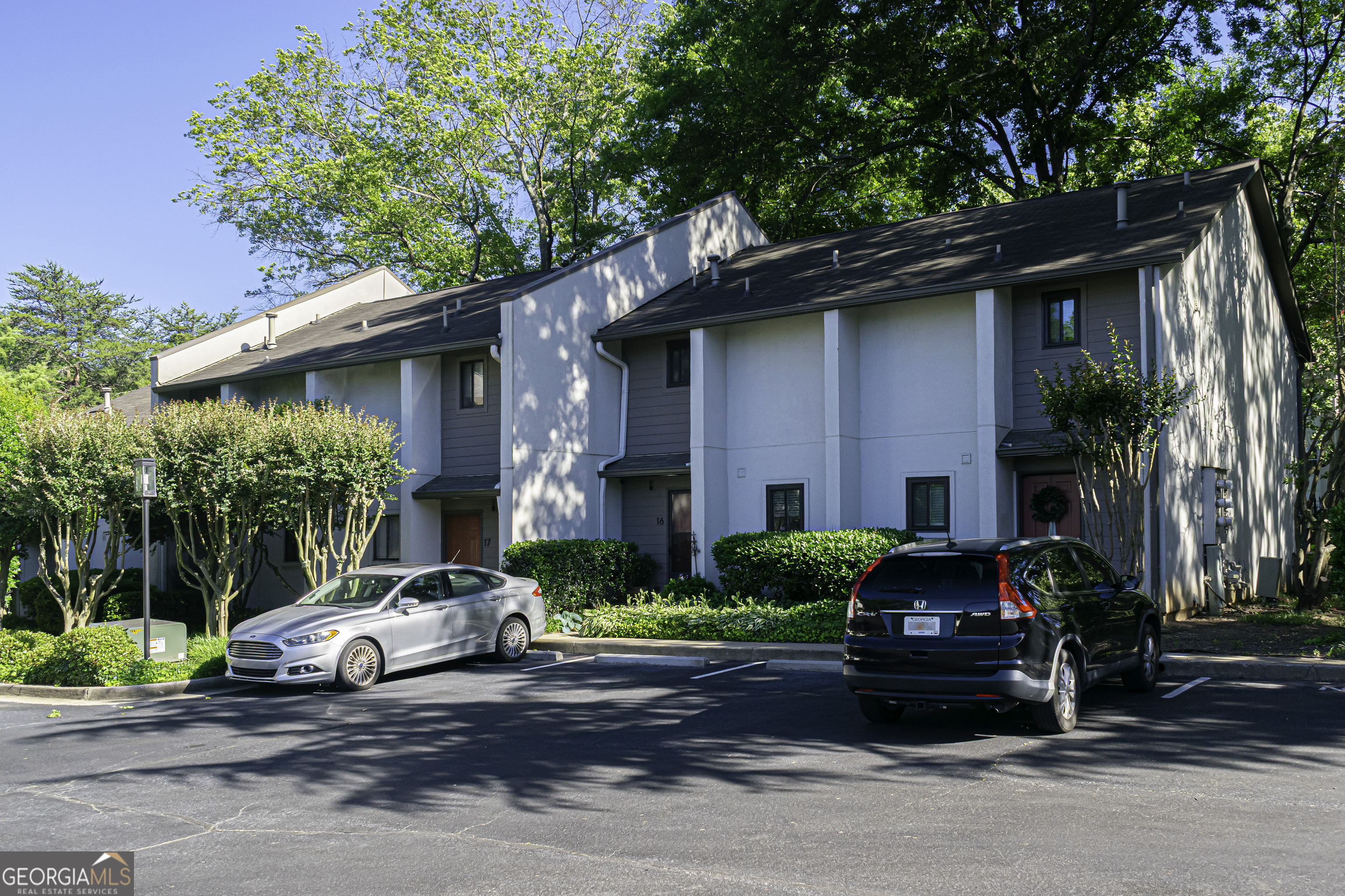 19 Finch Trail NE Atlanta GA 30308