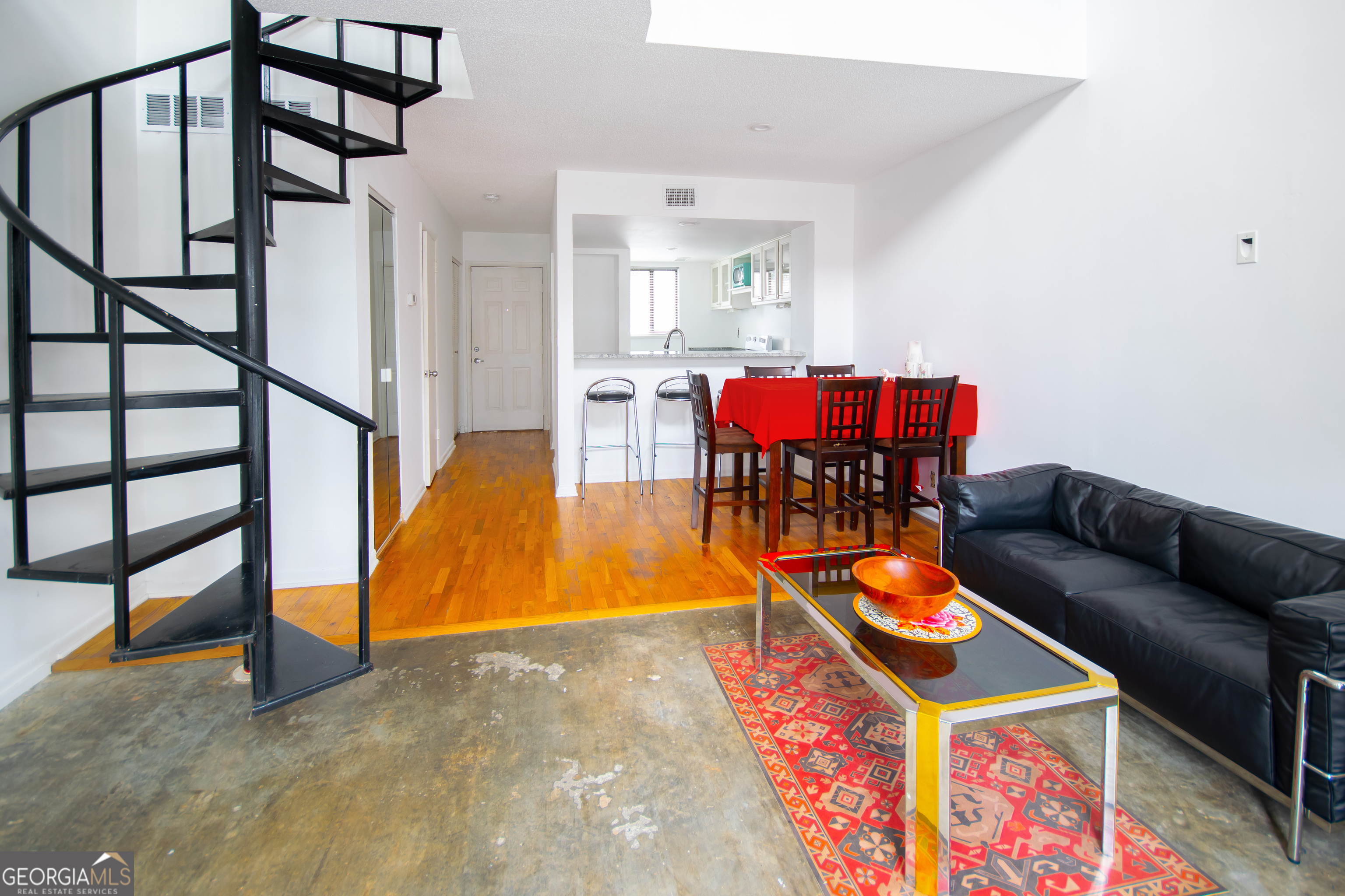 19 Finch Trail NE Atlanta GA 30308