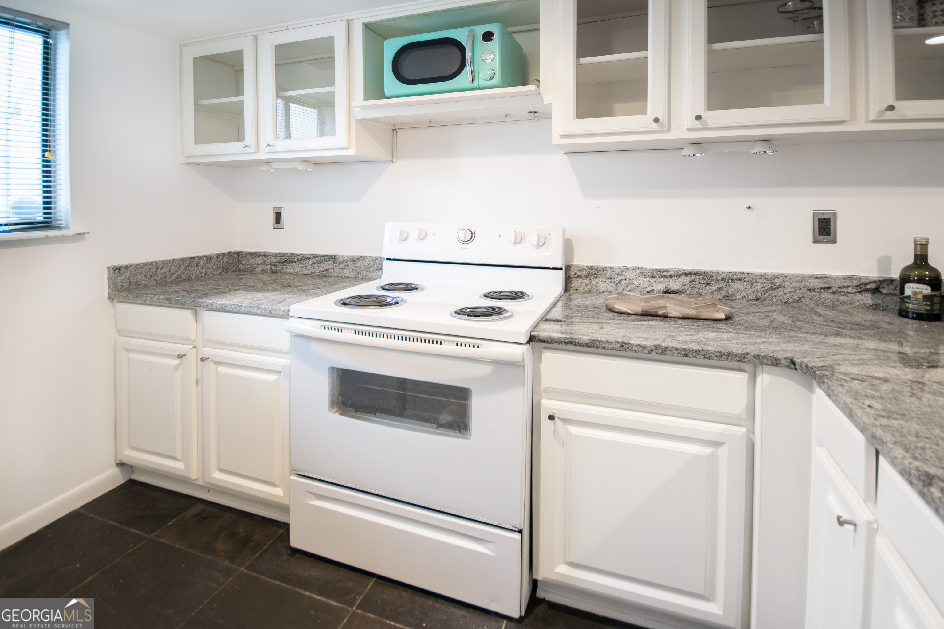 19 Finch Trail NE Atlanta GA 30308