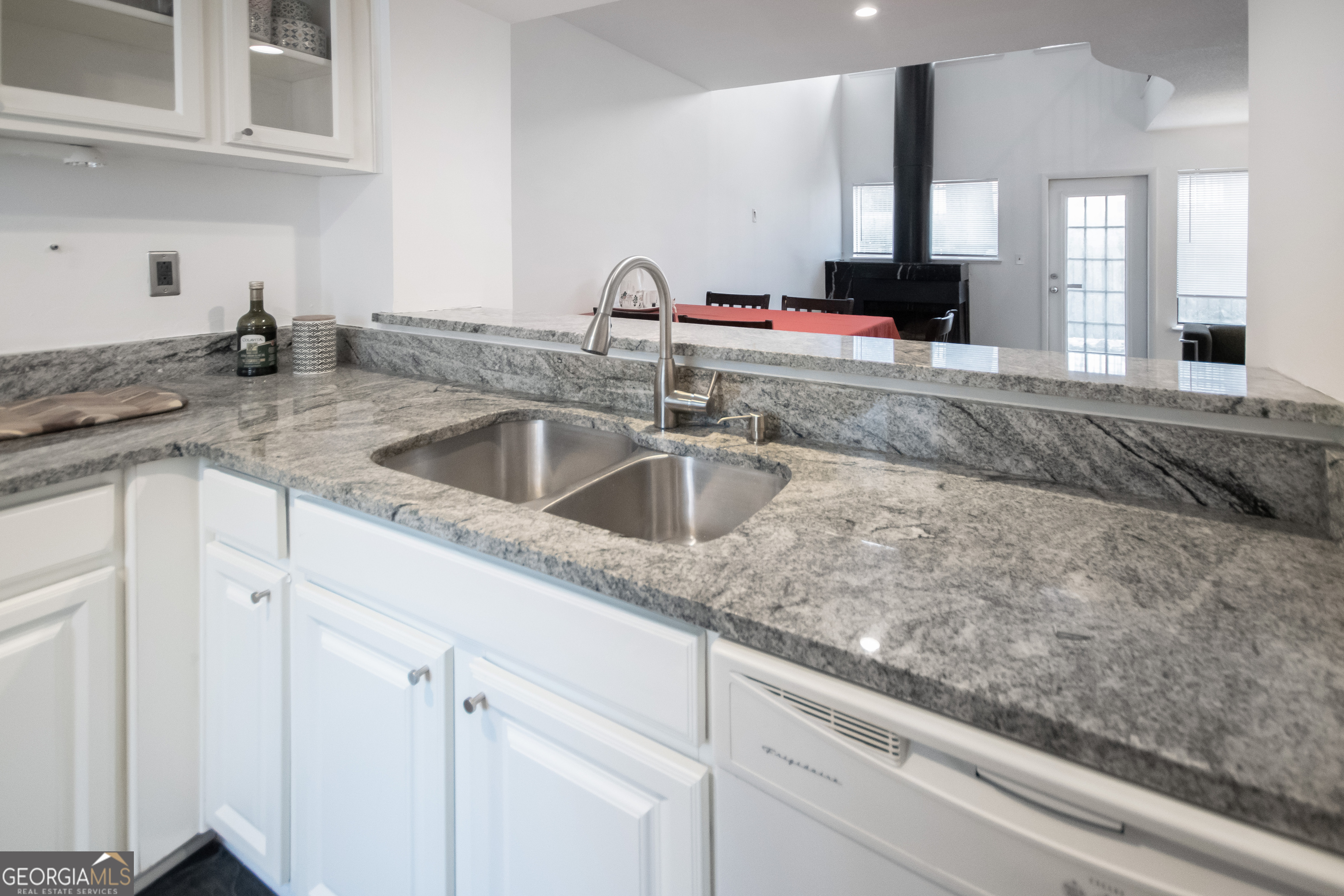 19 Finch Trail NE Atlanta GA 30308