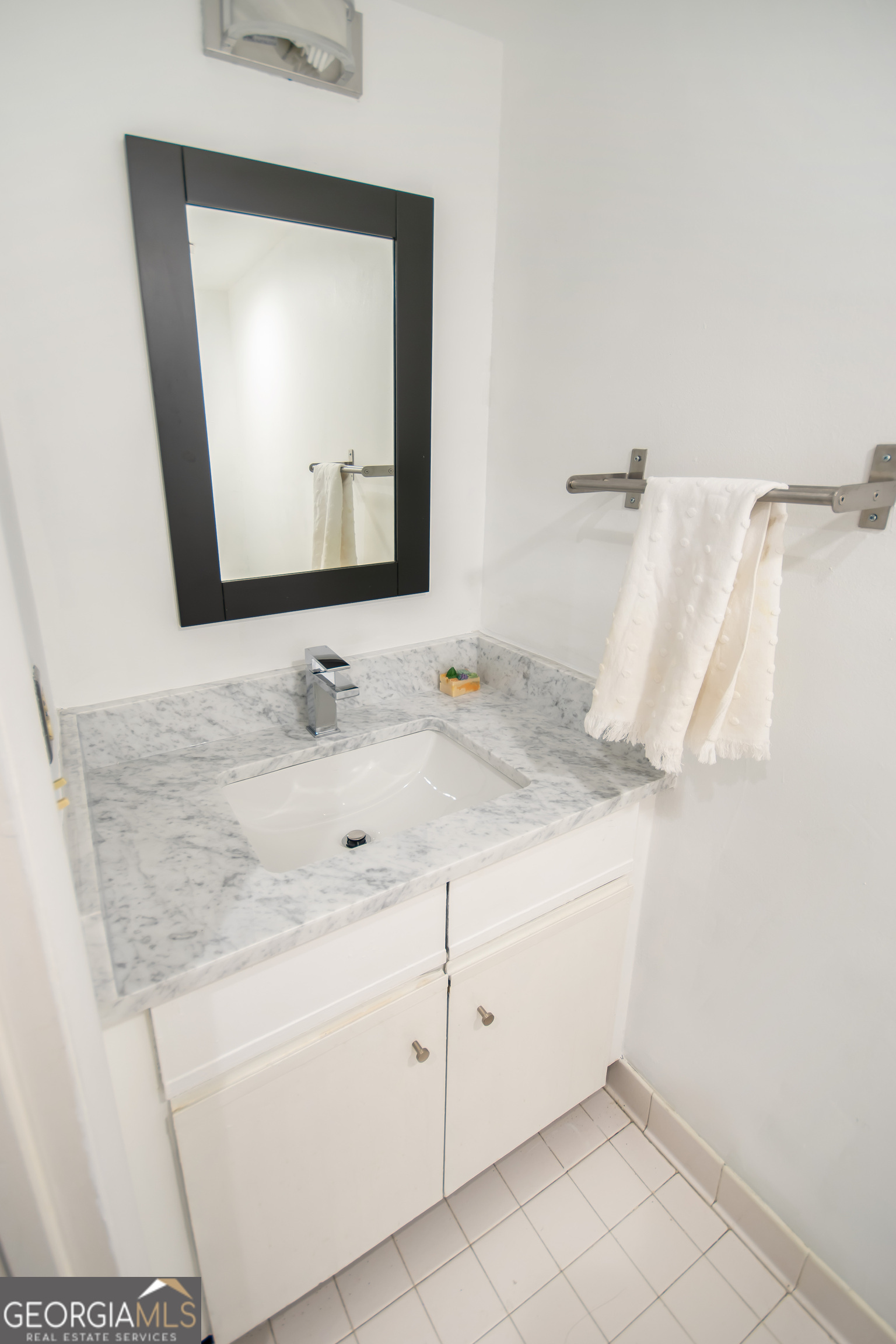 19 Finch Trail NE Atlanta GA 30308
