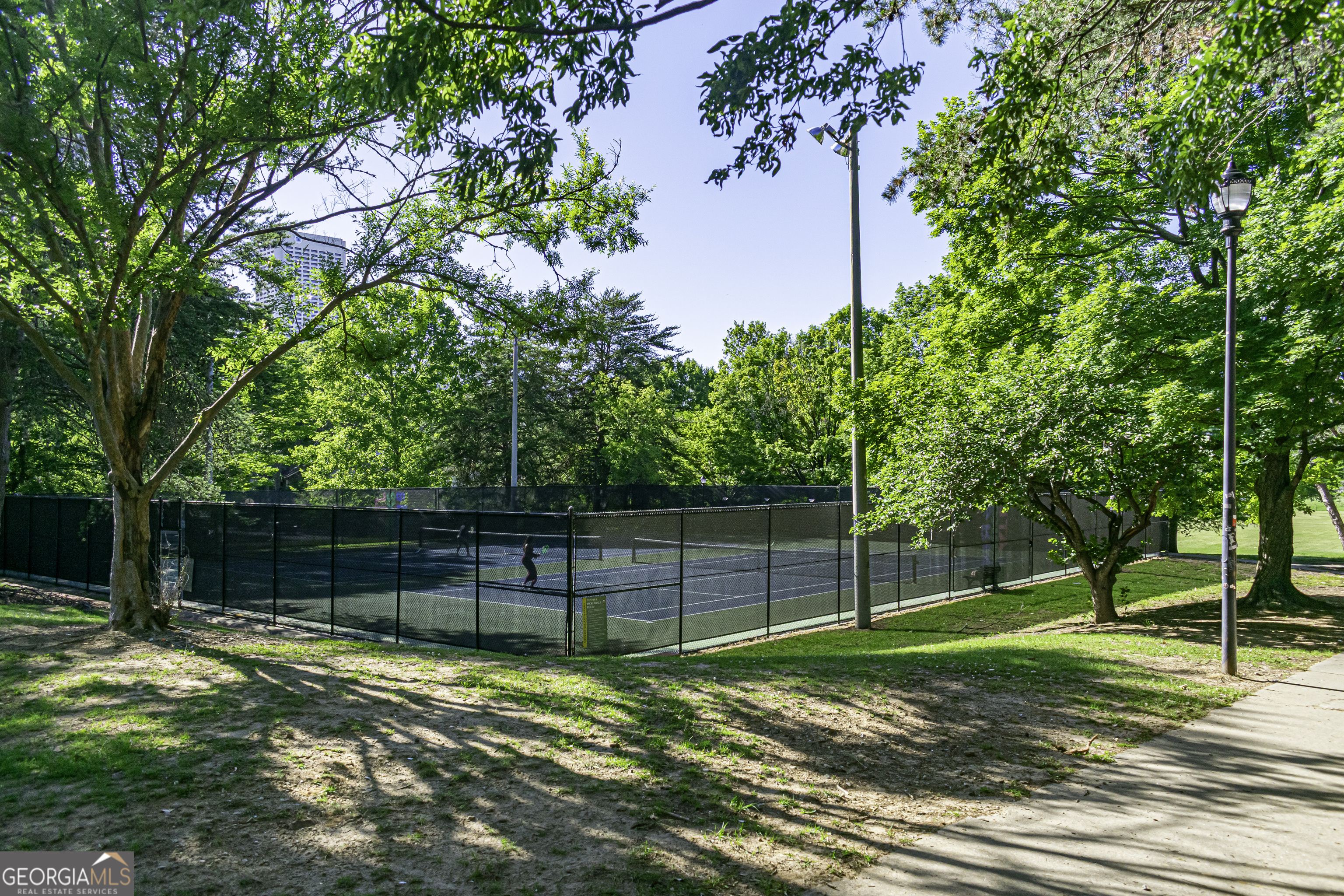 19 Finch Trail NE Atlanta GA 30308
