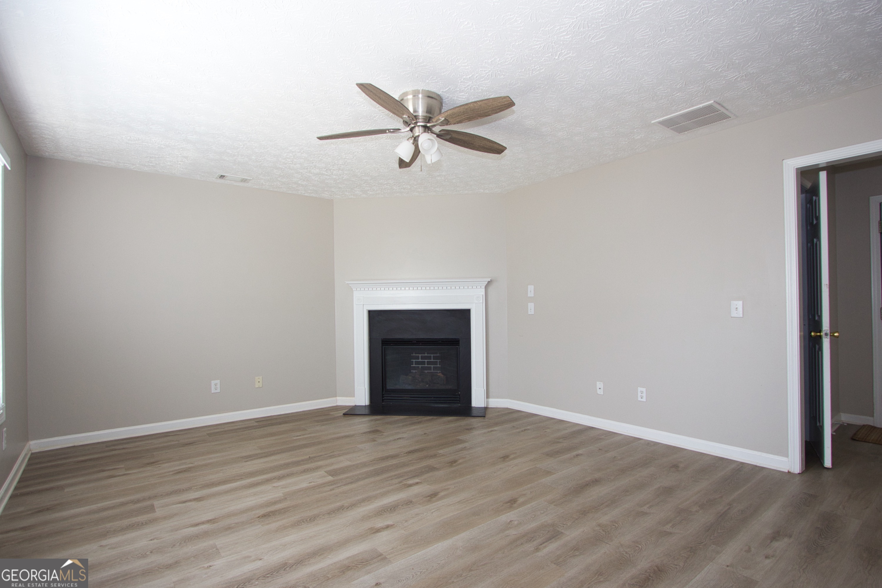 3292 Shady Valley Court Loganville GA 30052