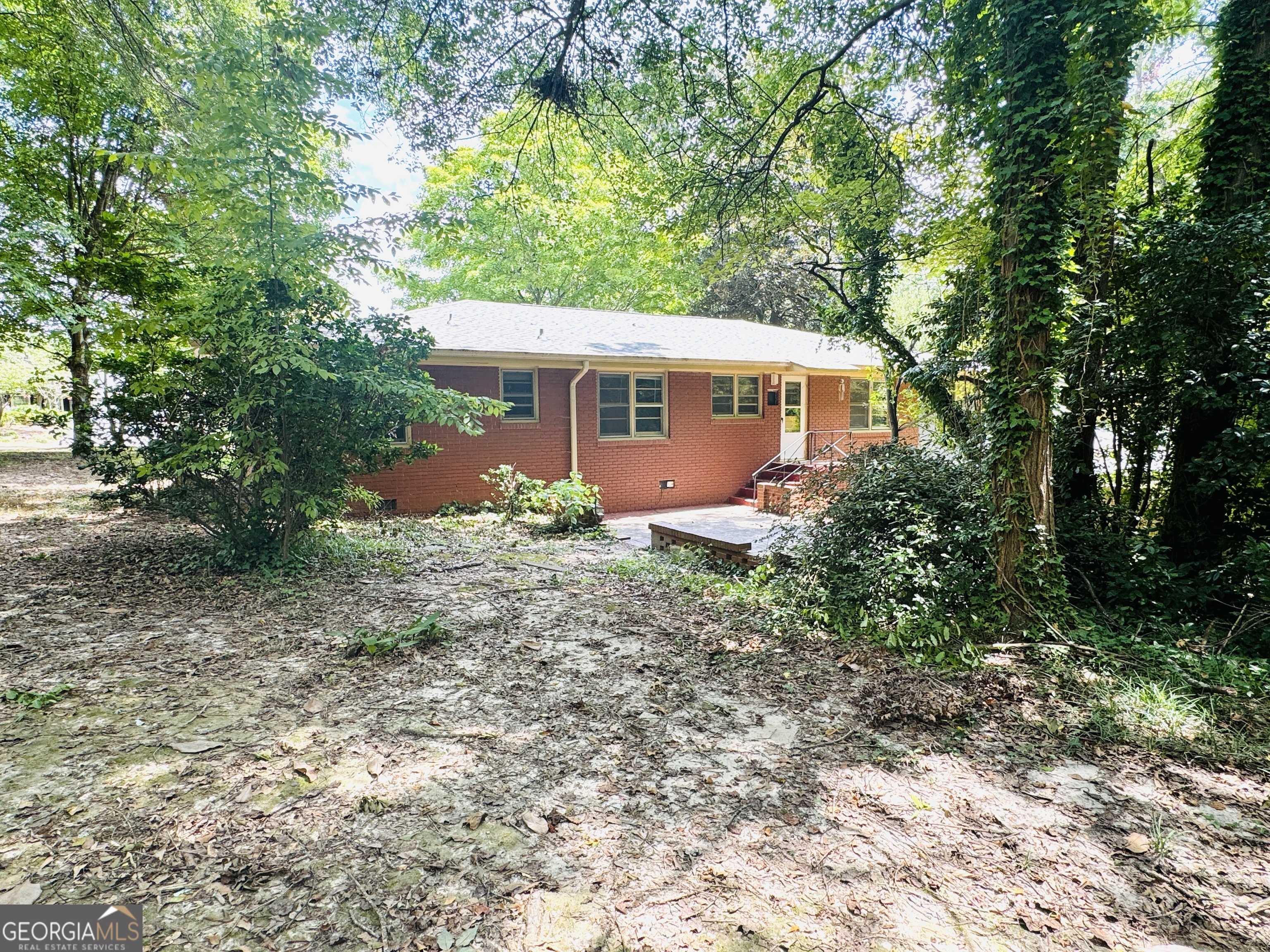 222 Pineview Drive Lawrenceville GA 30046