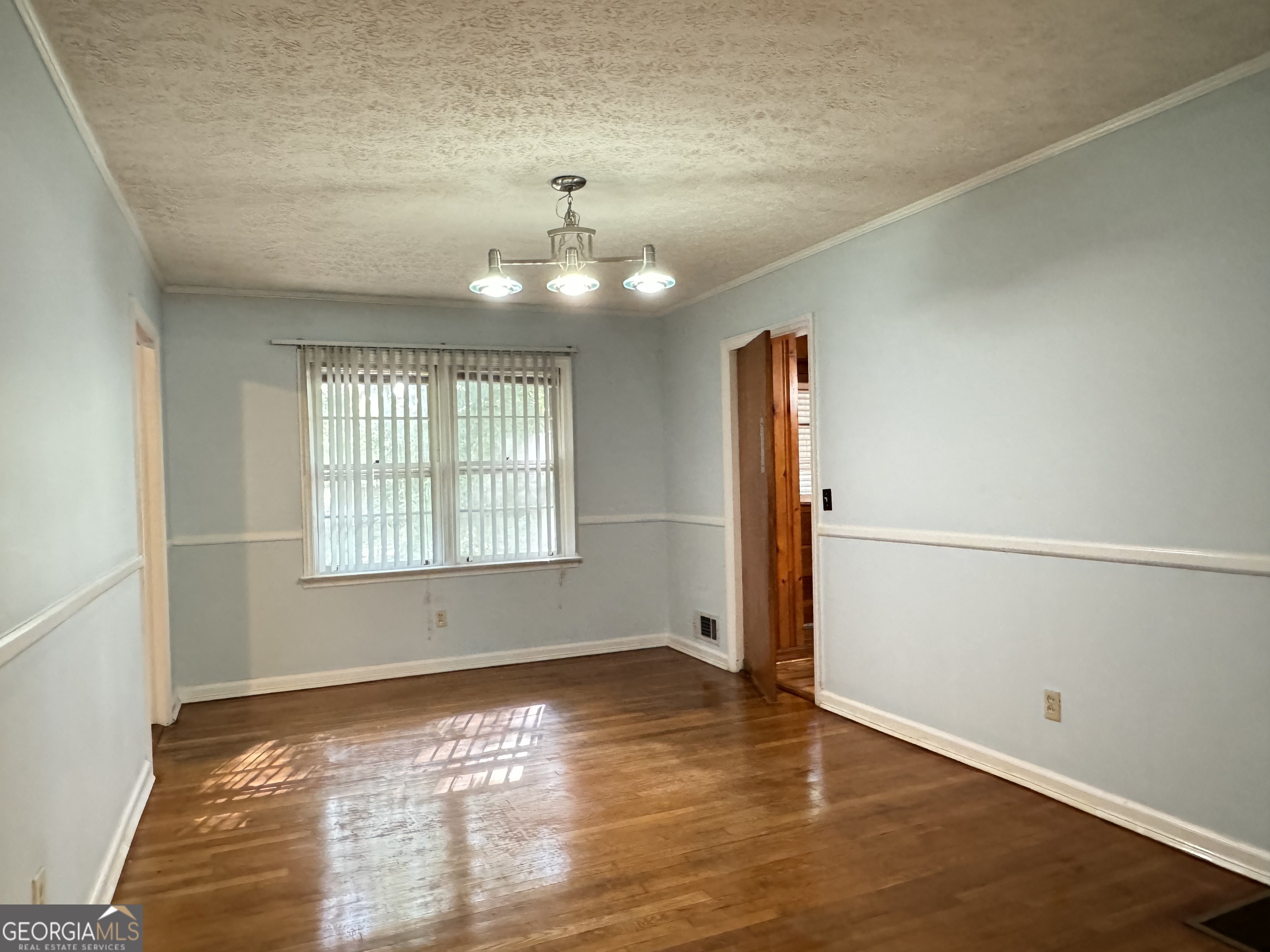 222 Pineview Drive Lawrenceville GA 30046