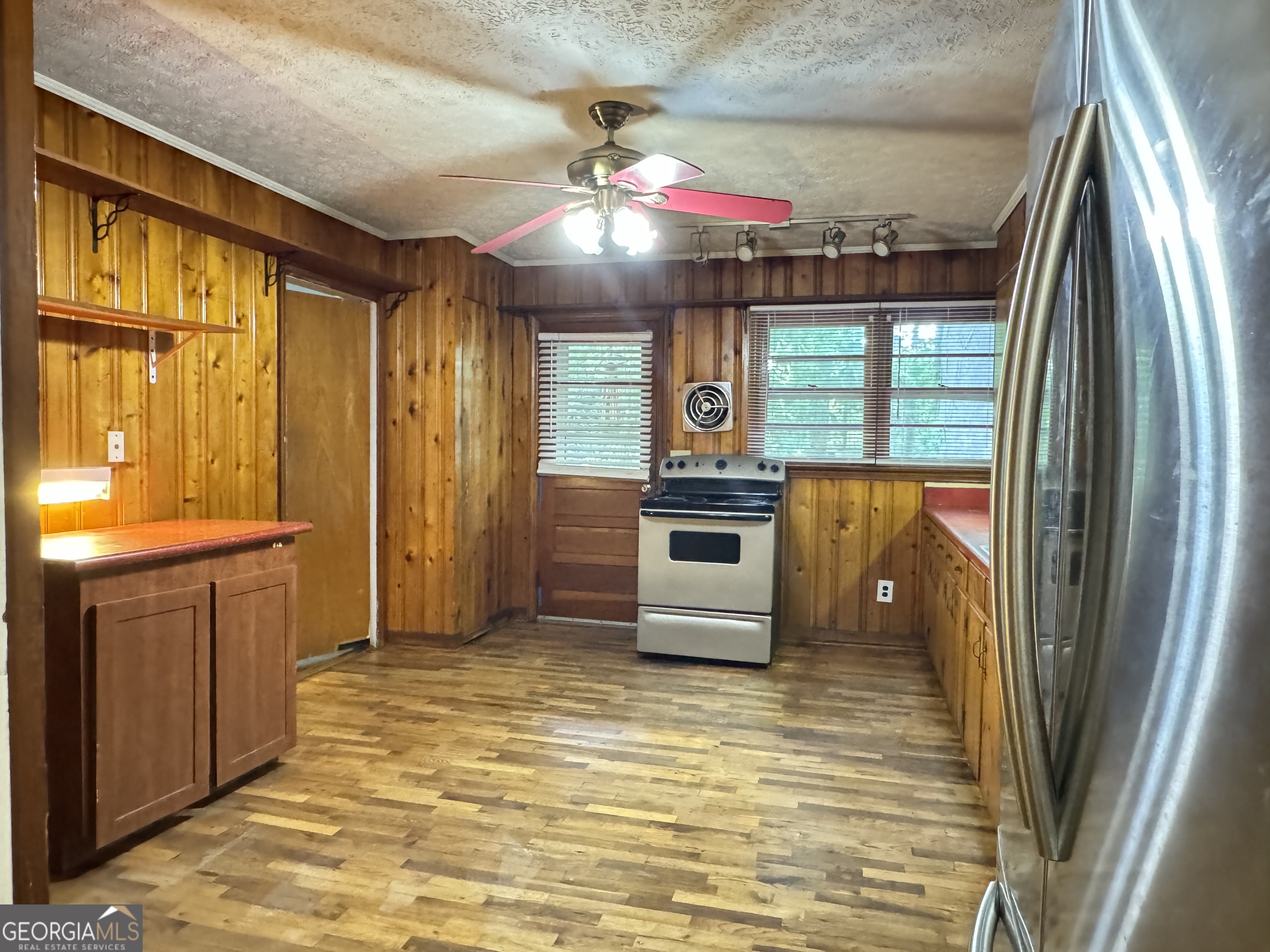 222 Pineview Drive Lawrenceville GA 30046