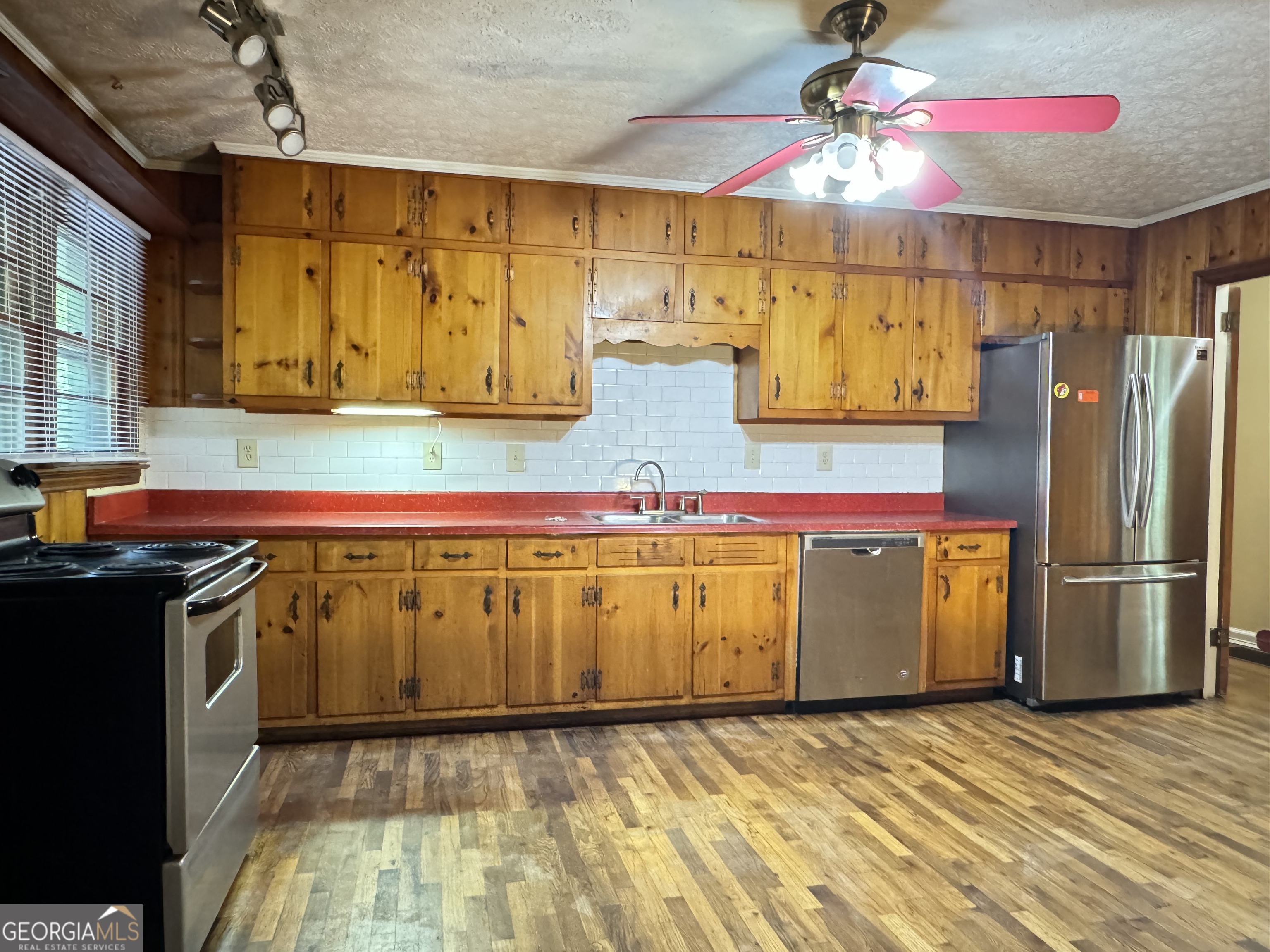 222 Pineview Drive Lawrenceville GA 30046
