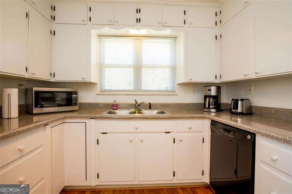 1536 Beech Valley Way NE Atlanta GA 30306
