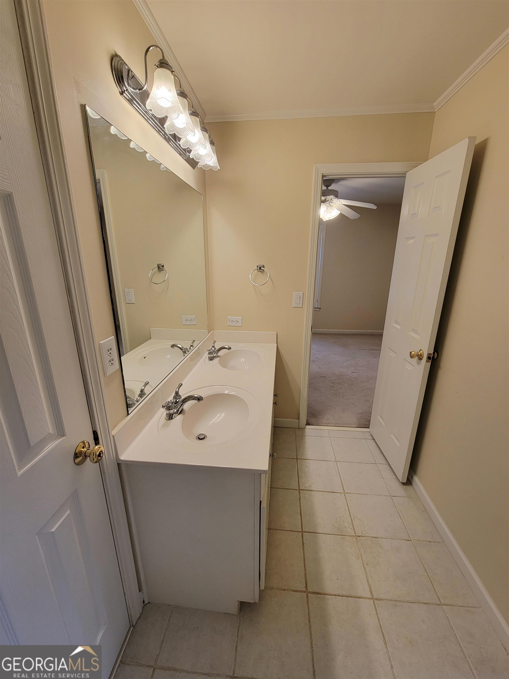 225 Lockmeade Way Fayetteville GA 30215
