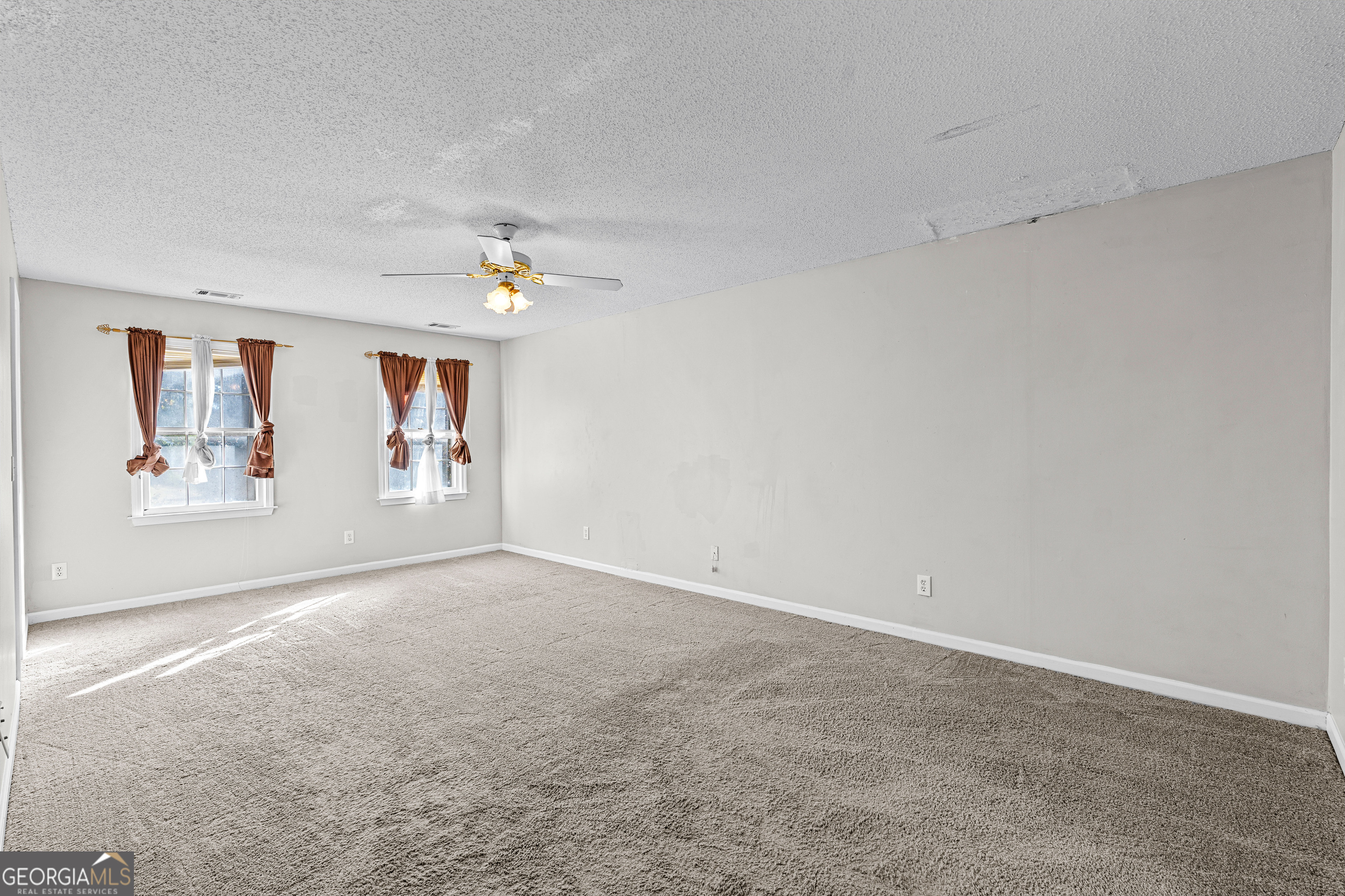 255 Woodstream Drive Newnan GA 30265