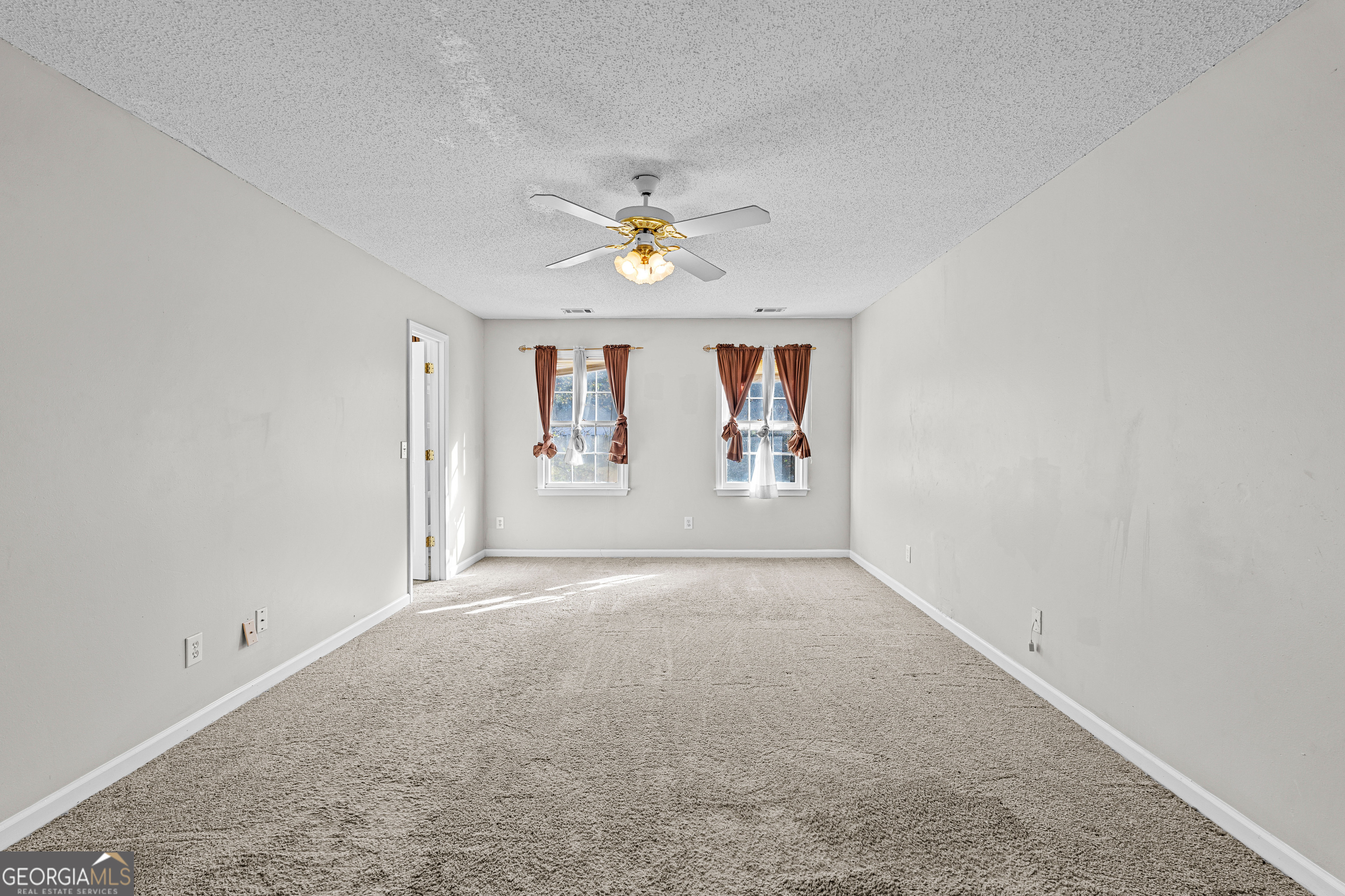 255 Woodstream Drive Newnan GA 30265