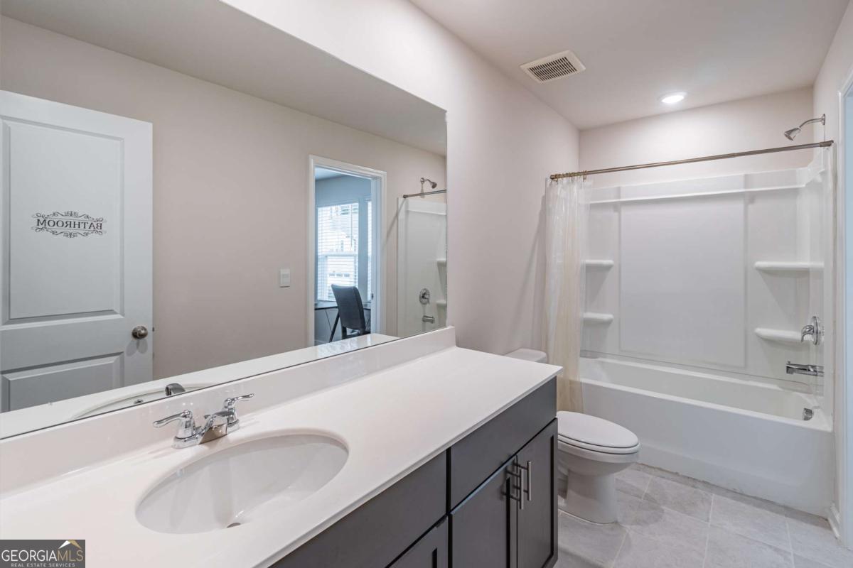 1452 Villageside Court Lawrenceville GA 30043