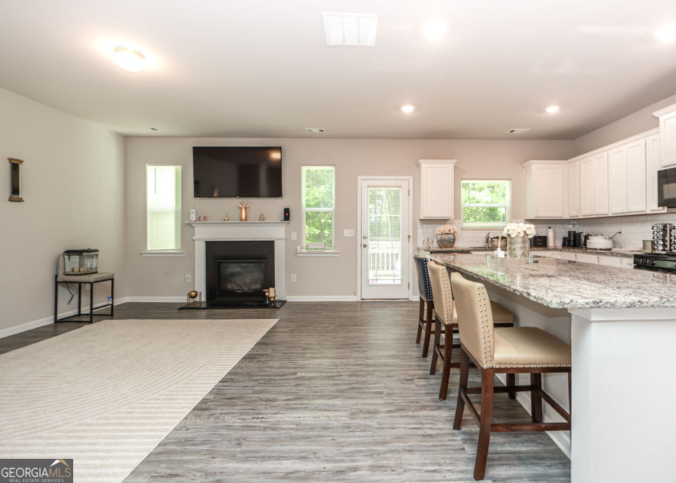317 Pinewood Drive Woodstock GA 30189