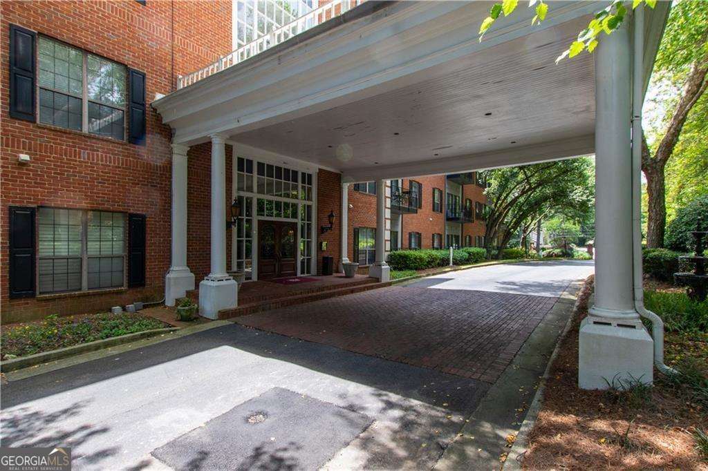 2921 Lenox Road NE Atlanta GA 30324
