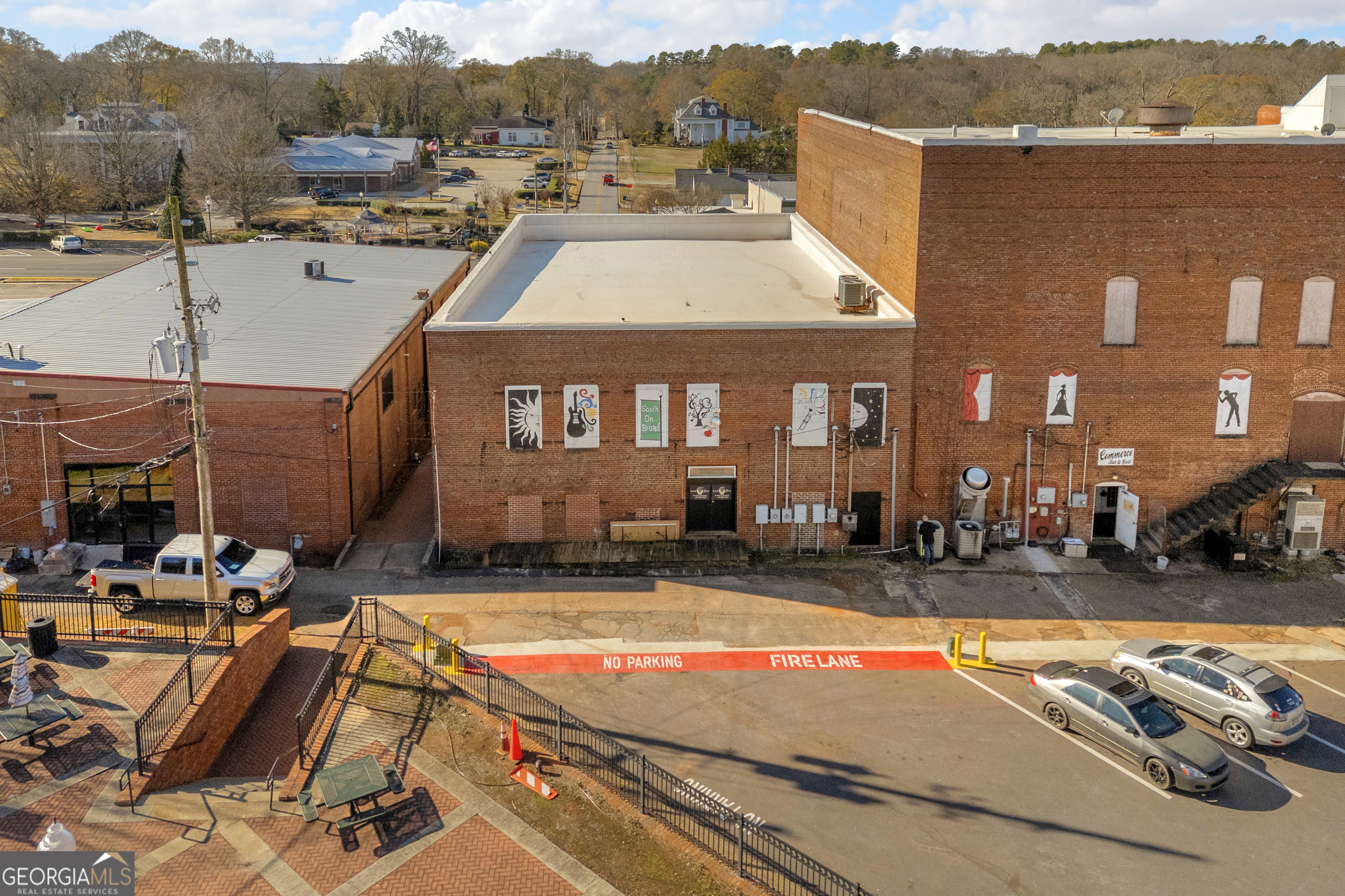 1642 S Broad Street Commerce GA 30529