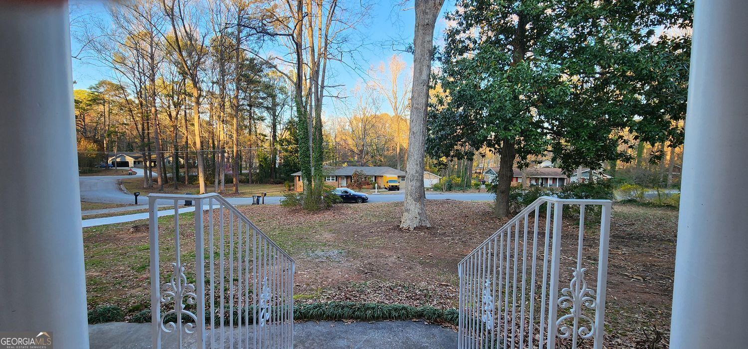 2349 Valley Way Snellville GA 30078