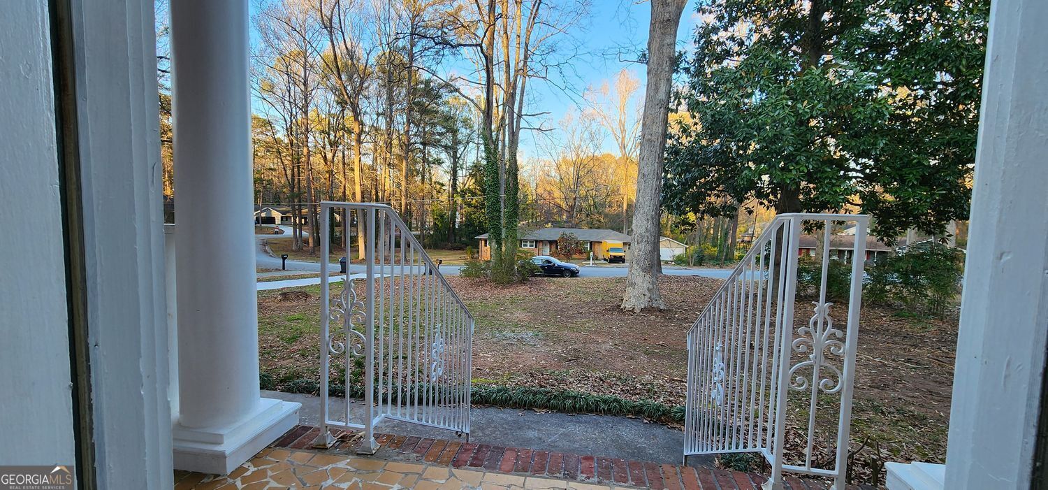 2349 Valley Way Snellville GA 30078