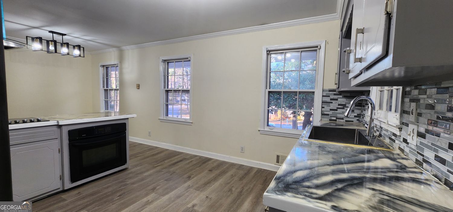 2349 Valley Way Snellville GA 30078