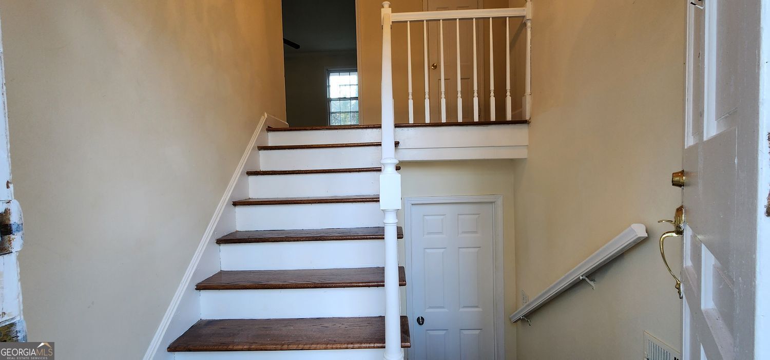 2349 Valley Way Snellville GA 30078