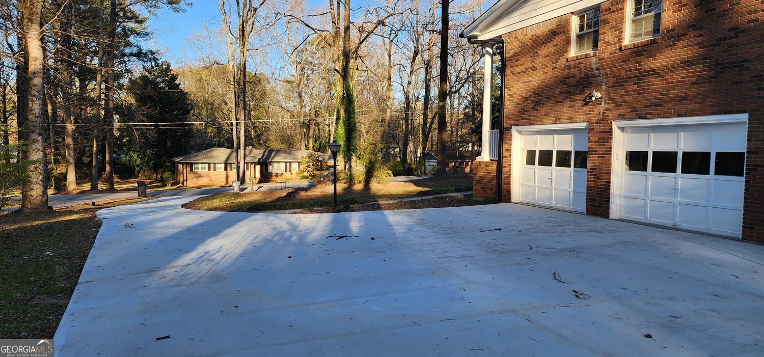 2349 Valley Way Snellville GA 30078