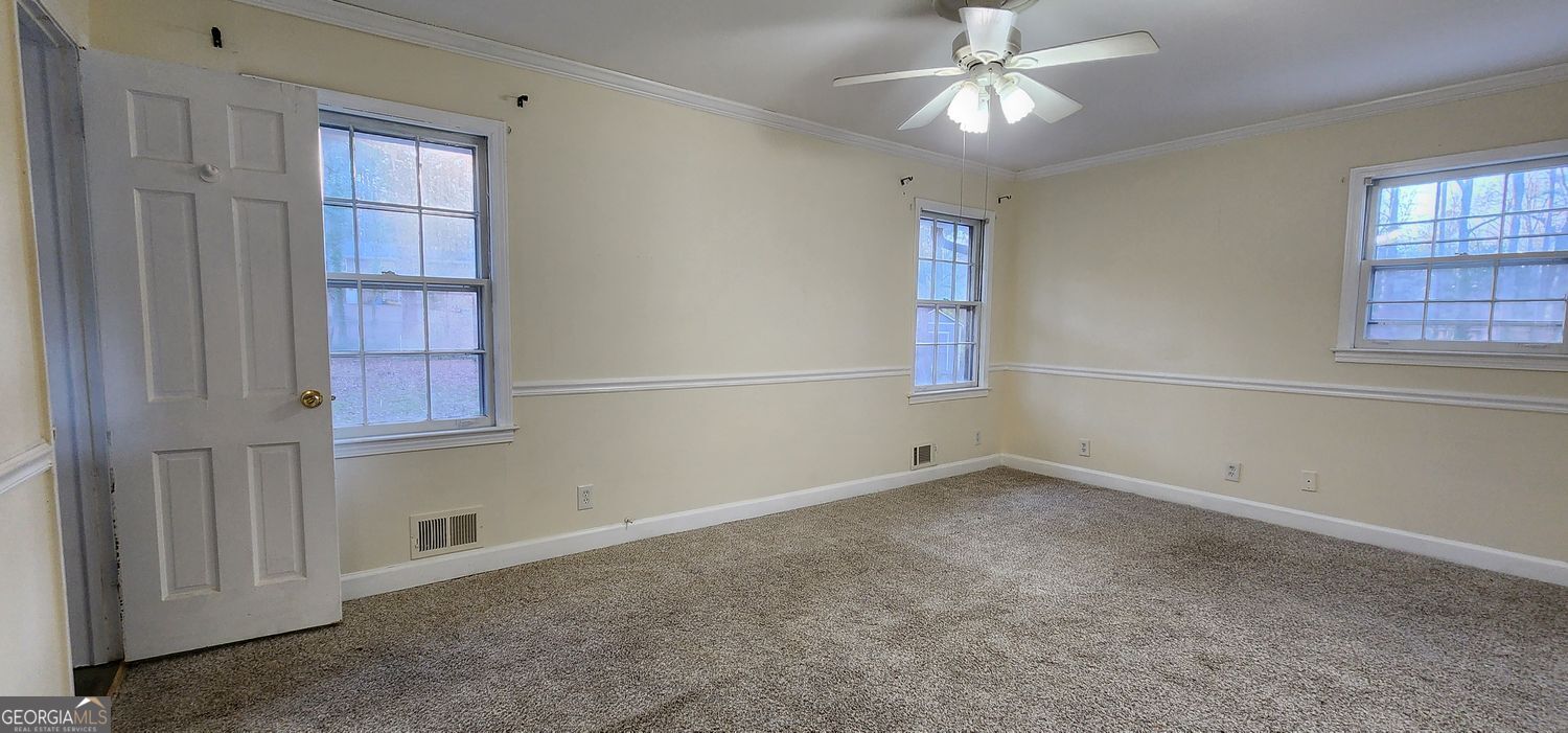 2349 Valley Way Snellville GA 30078