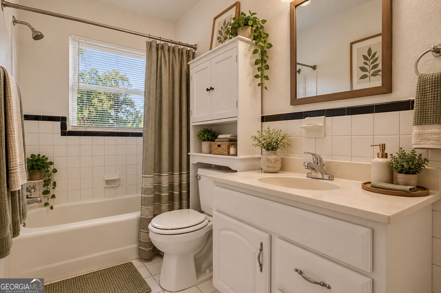 1982 Rockledge Road NE Atlanta GA 30324