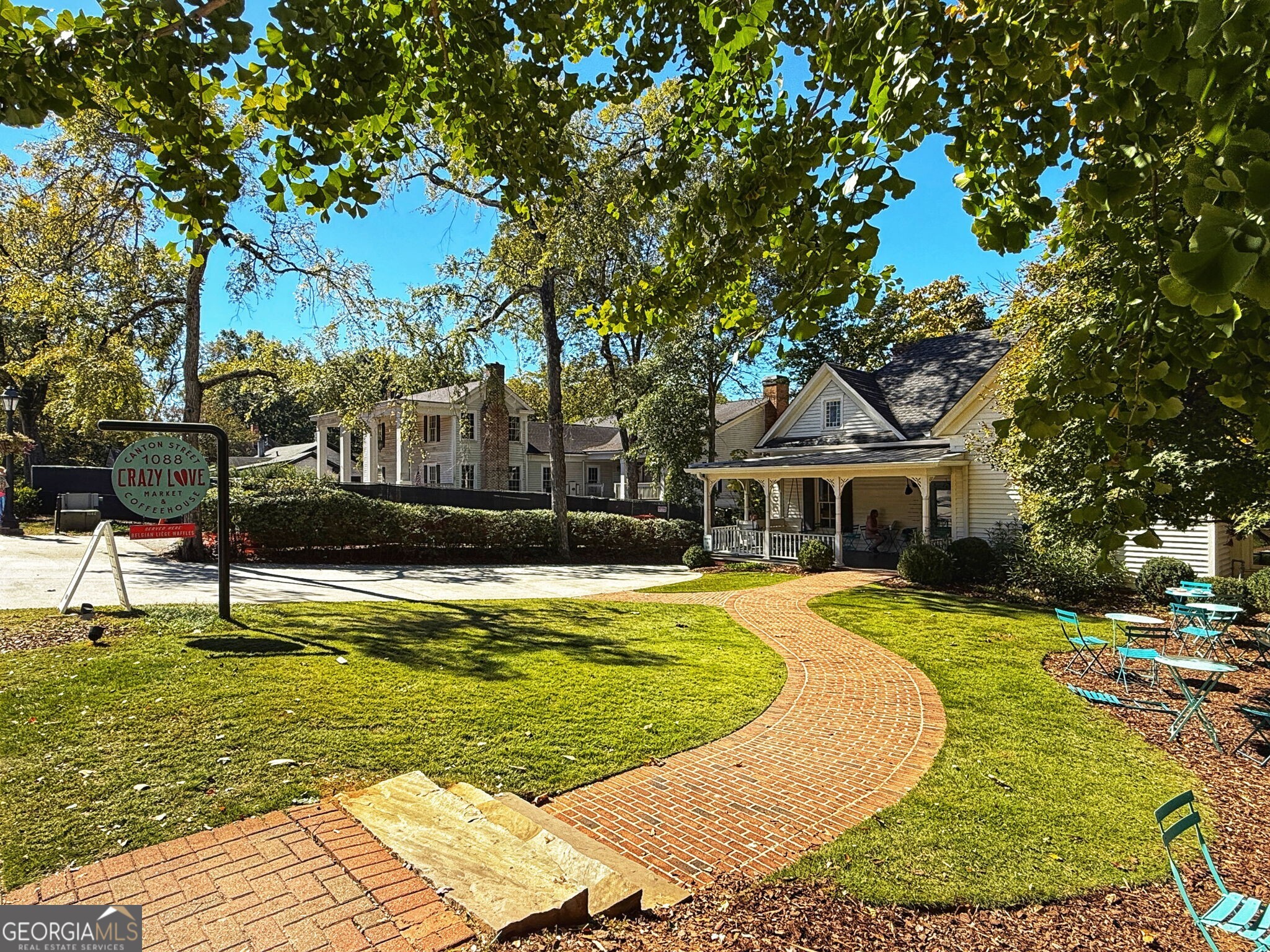 1079 Canton Street Roswell GA 30075