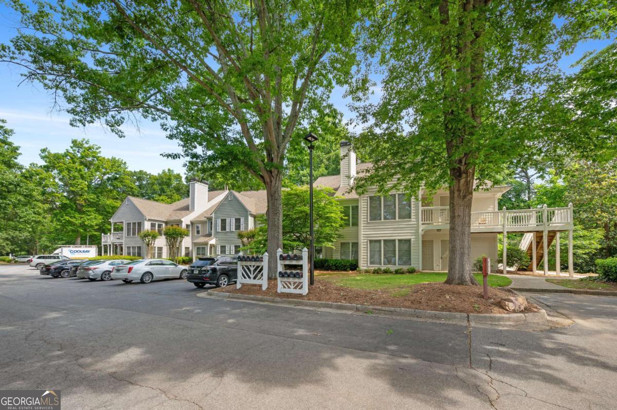 601 Abingdon Way Atlanta GA 30328