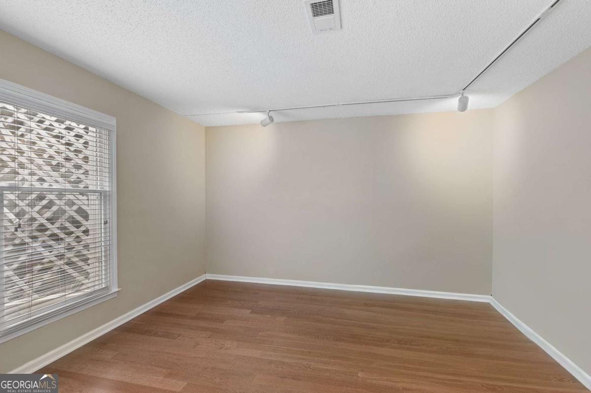 601 Abingdon Way Atlanta GA 30328