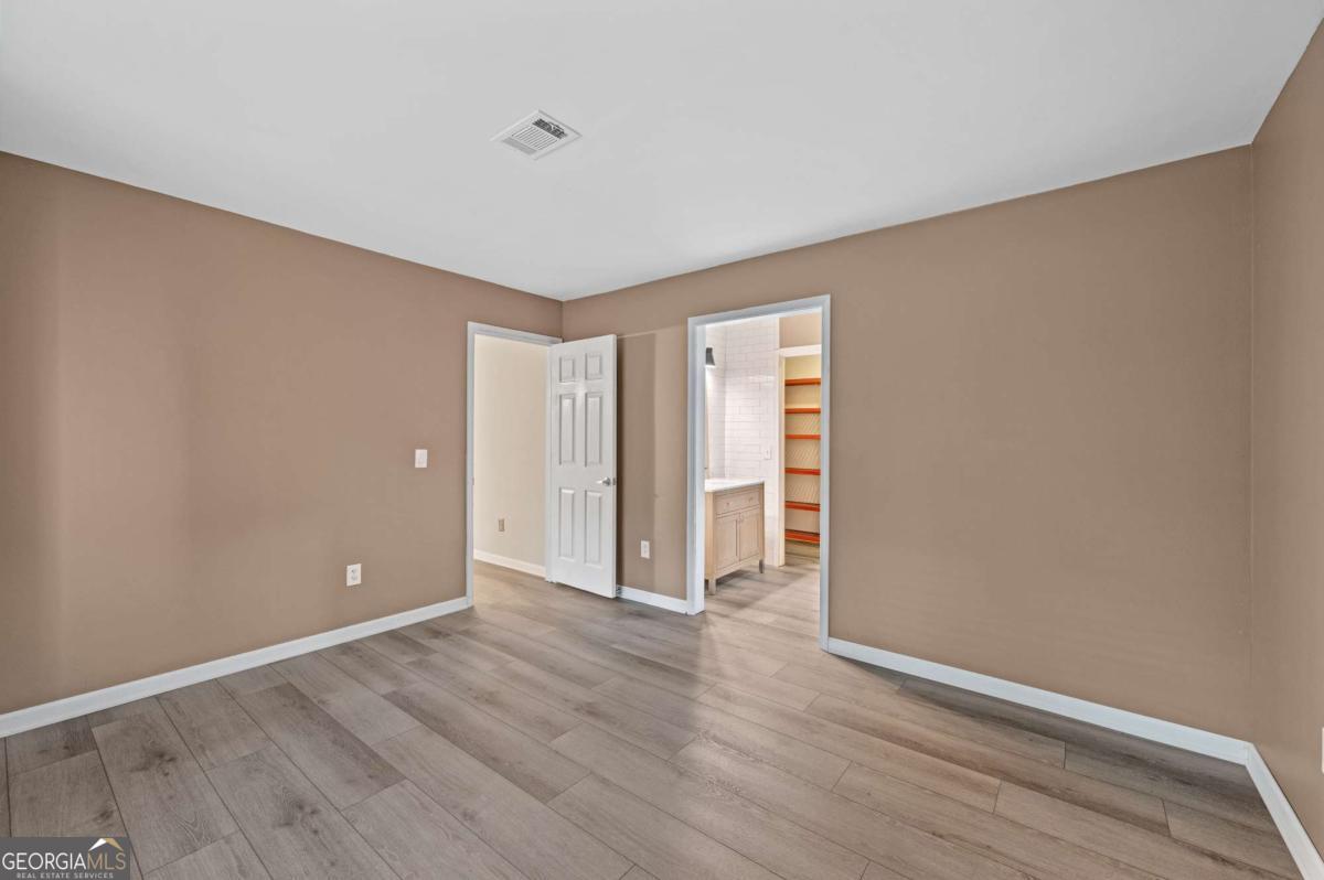 601 Abingdon Way Atlanta GA 30328