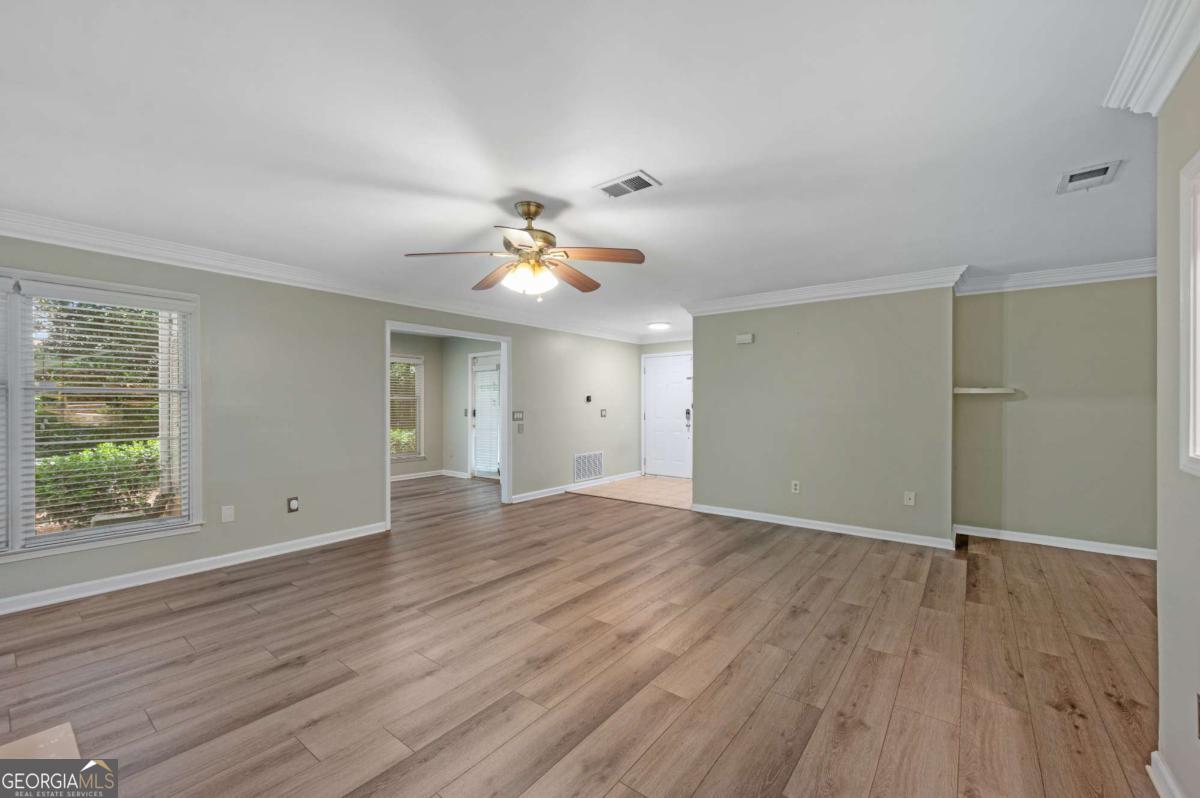 601 Abingdon Way Atlanta GA 30328