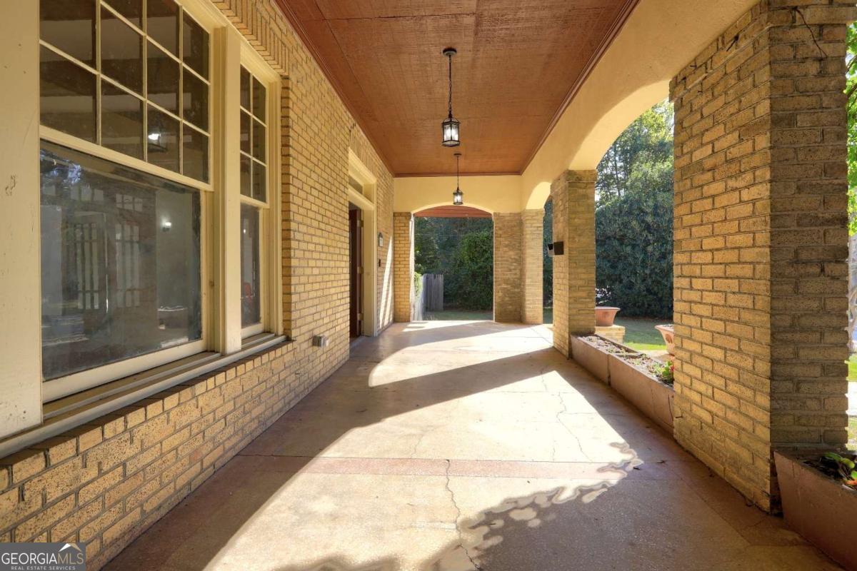 2733 Hillcrest Avenue Macon GA 31204