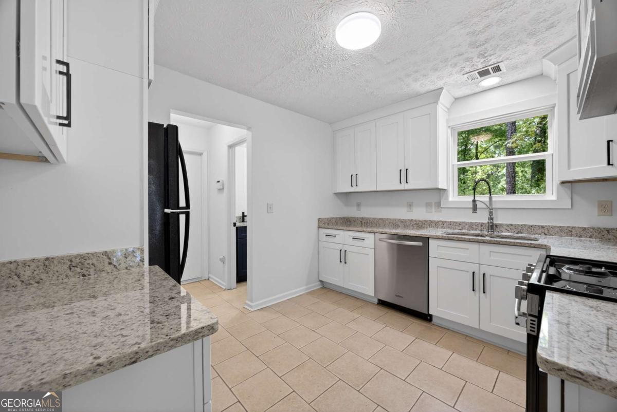 6898 Babbling Brook Drive Rex GA 30273