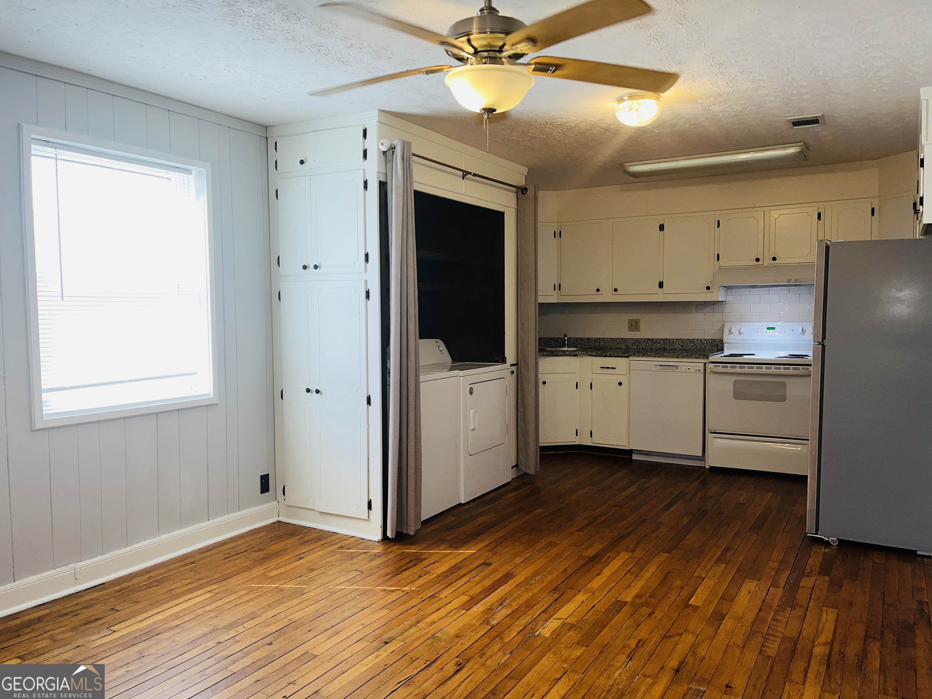 406 E Main Street Hogansville GA 30230
