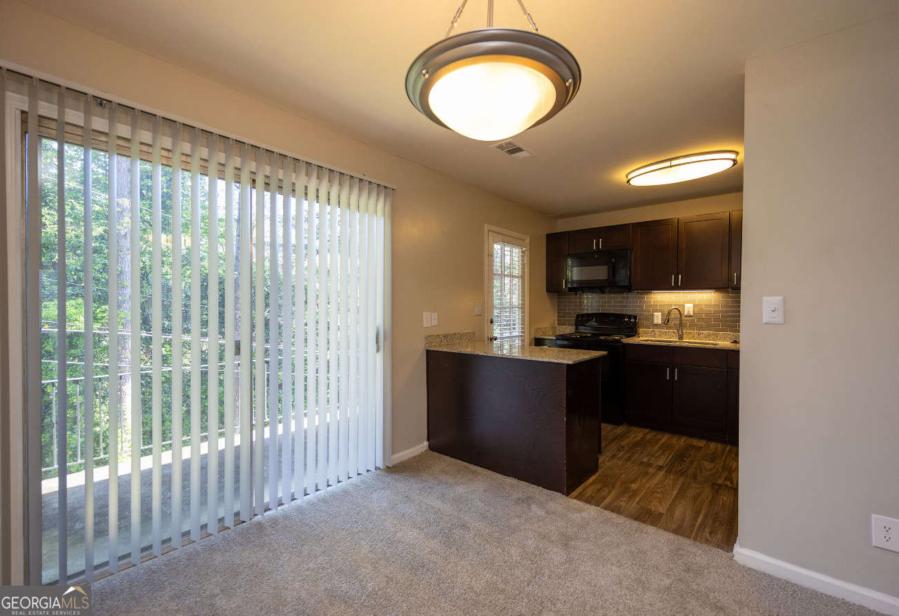 4883 Roswell Road Atlanta GA 30342