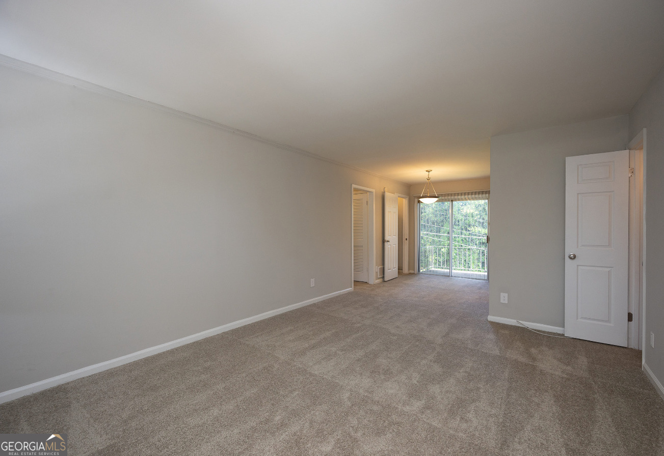 4883 Roswell Road Atlanta GA 30342