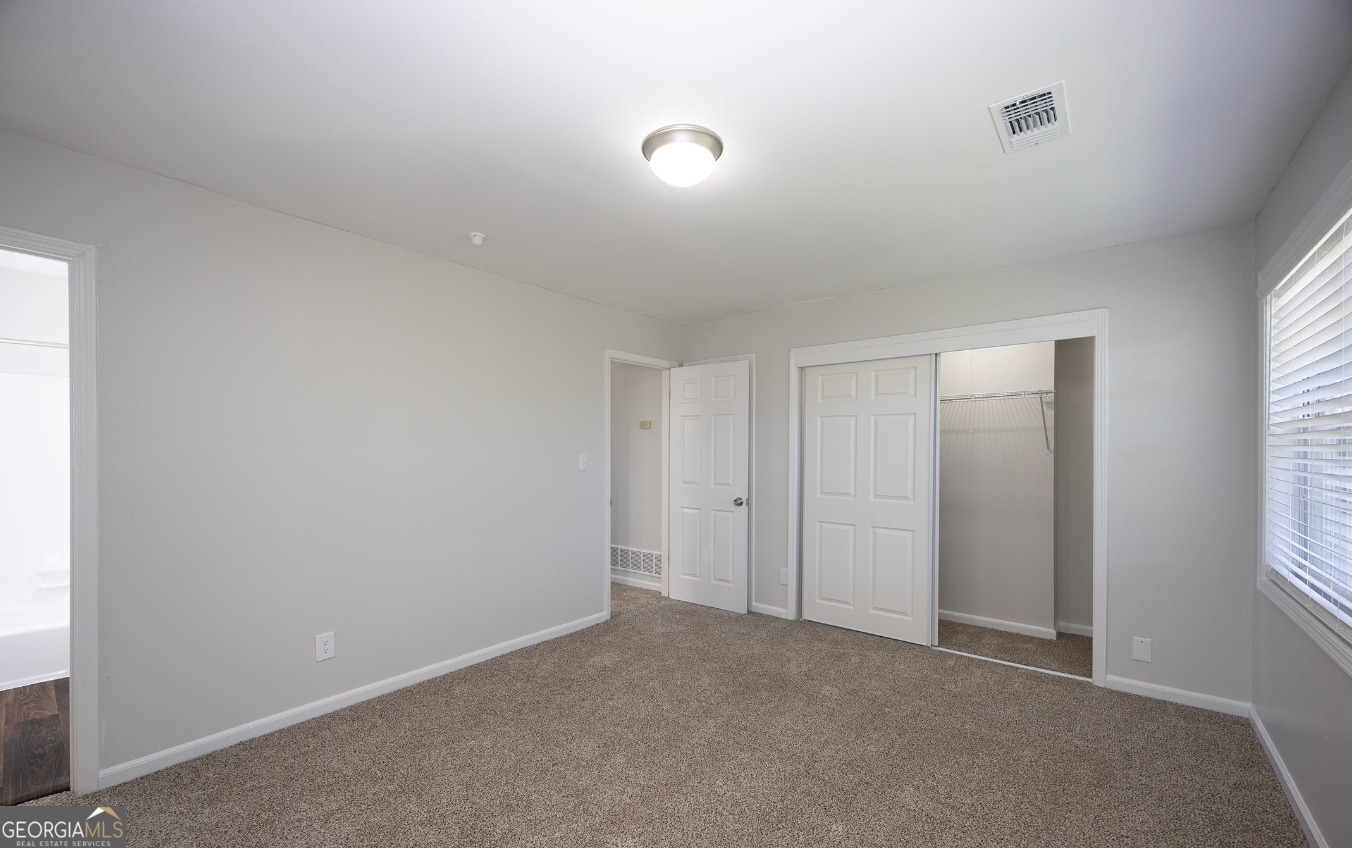 4883 Roswell Road Atlanta GA 30342