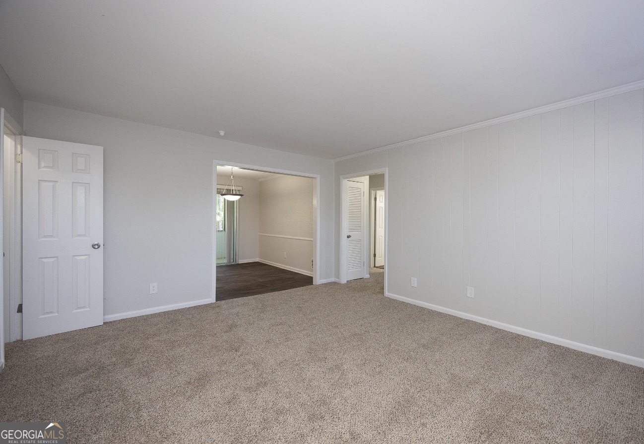 4883 Roswell Road Atlanta GA 30342