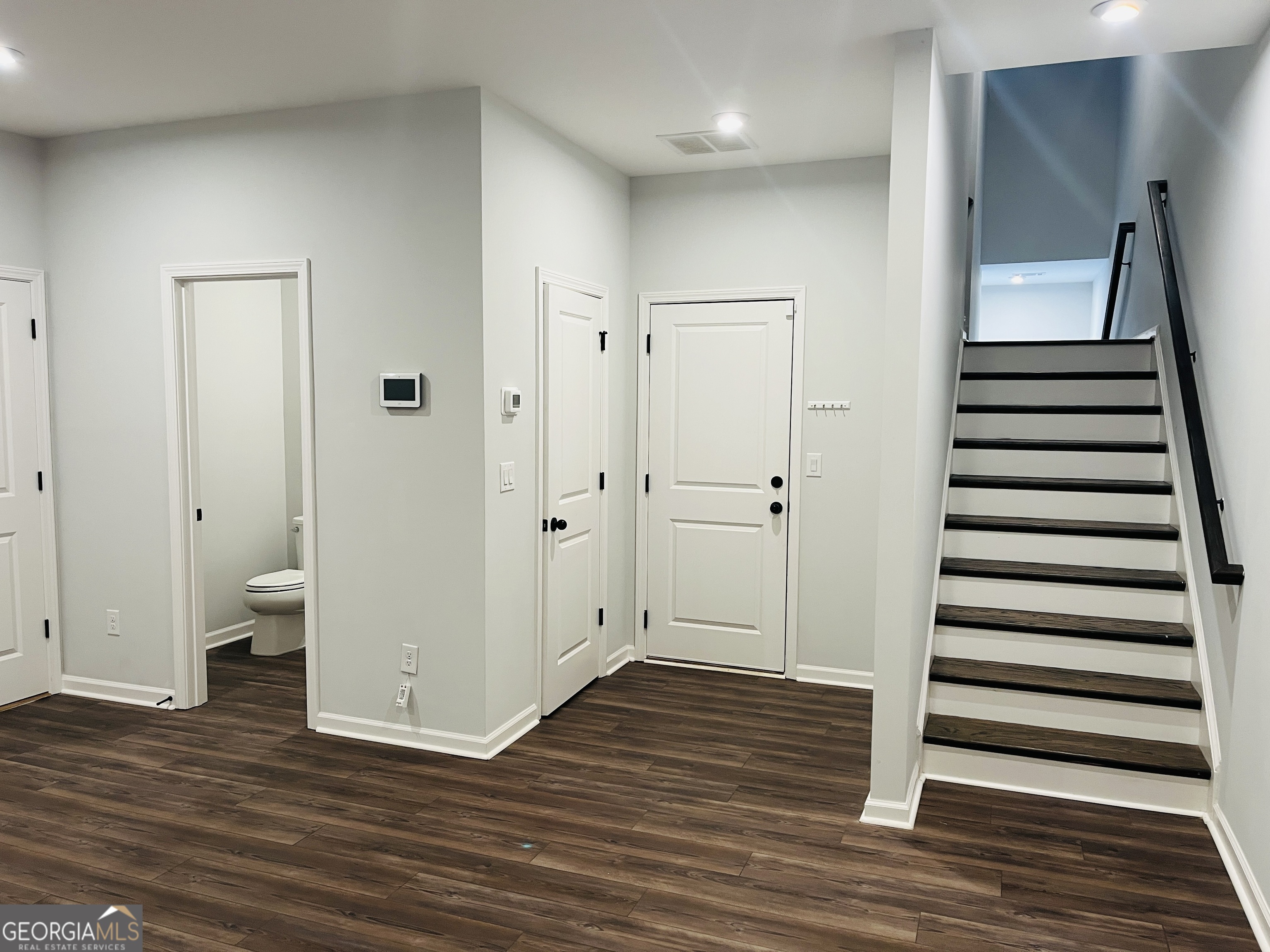 2686 Creek View Terrace NW Atlanta GA 30318