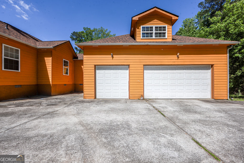 3873 King Edward Trail SW Atlanta GA 30331