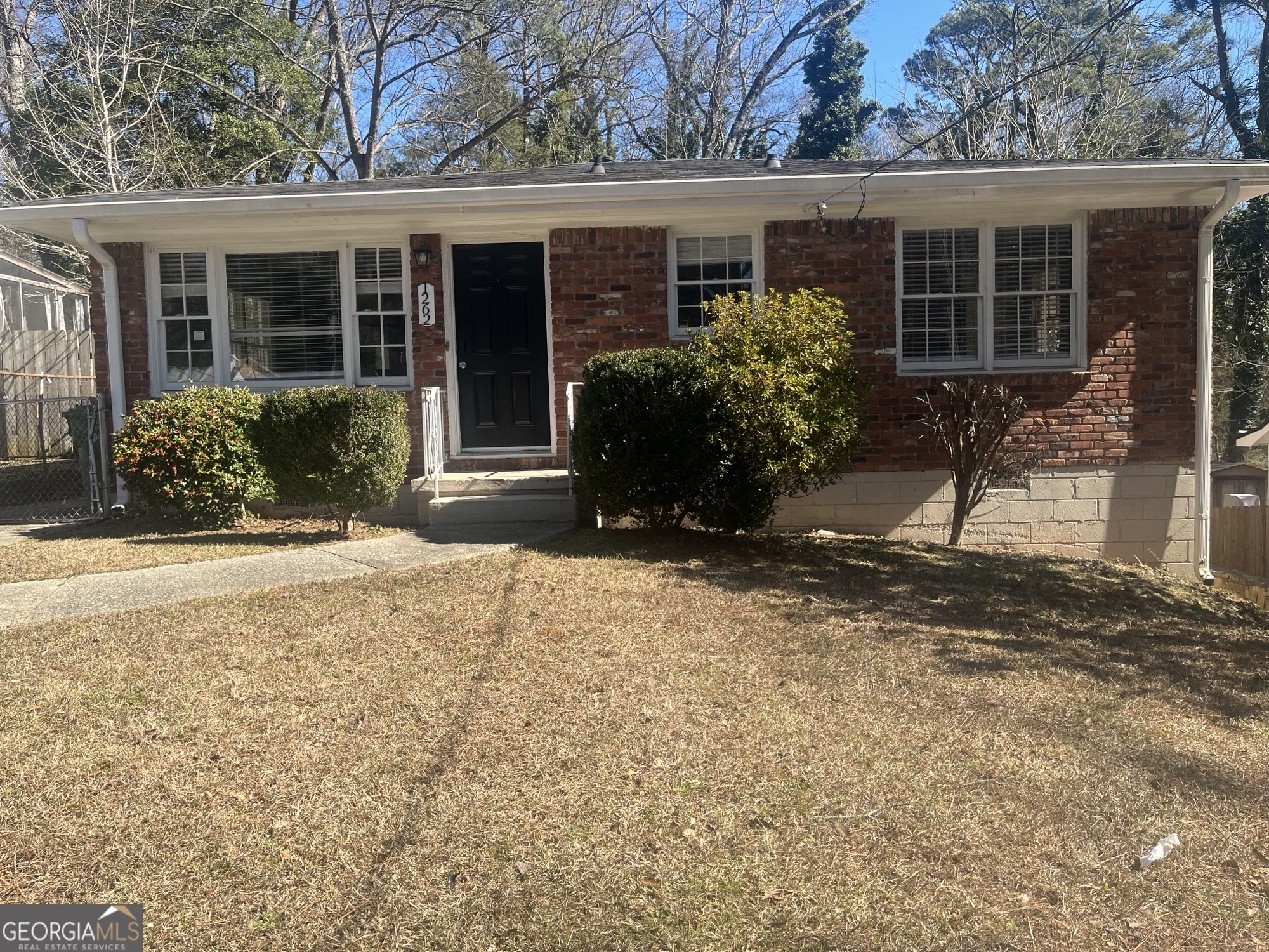 1262 Lorenzo Drive SW Atlanta GA 30310