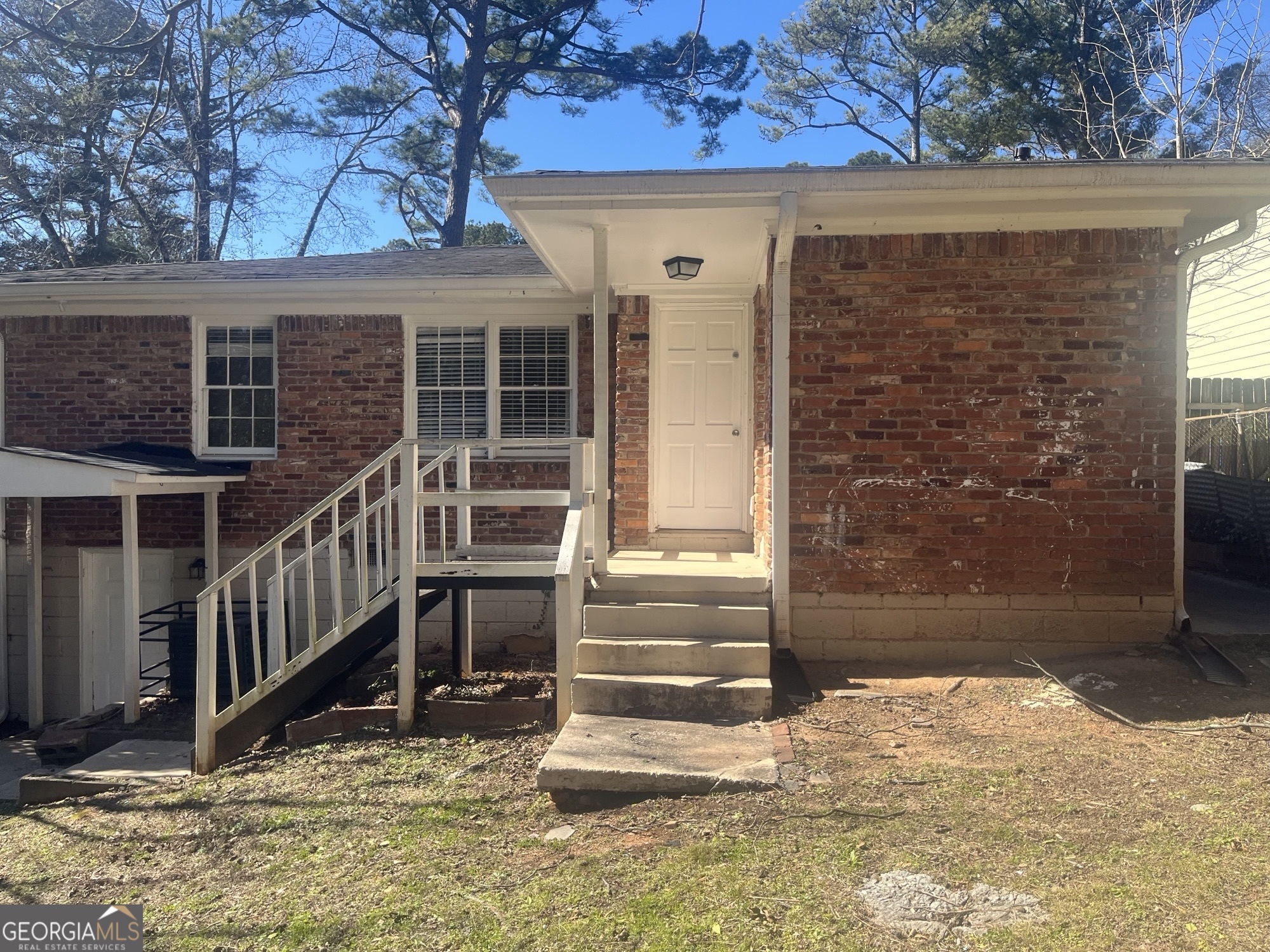 1262 Lorenzo Drive SW Atlanta GA 30310